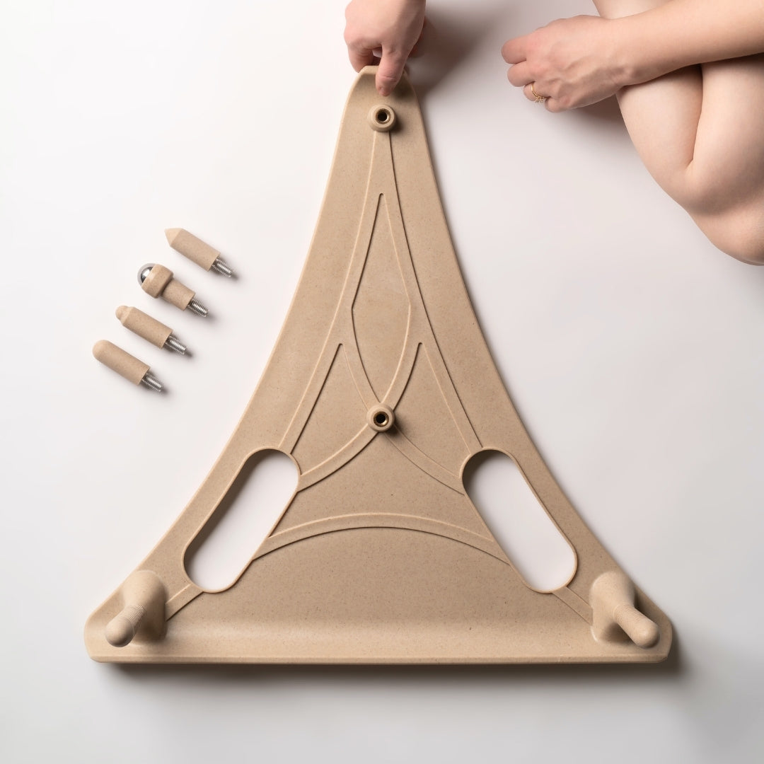 The Reliefboard shown with all its component parts disassembled.